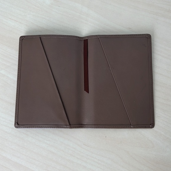Want Les Essentiels Passport Case - Mocha - Picture 3 of 4